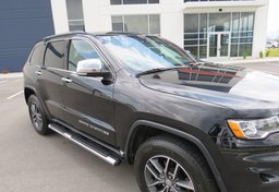 2017 Jeep Grand Cherokee - Image 20