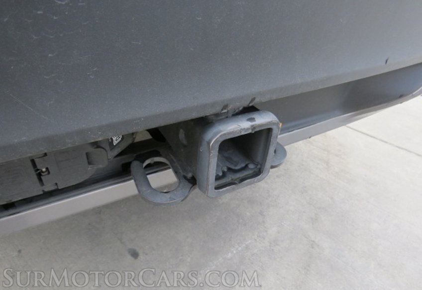 2022 Ford Explorer - Image 16