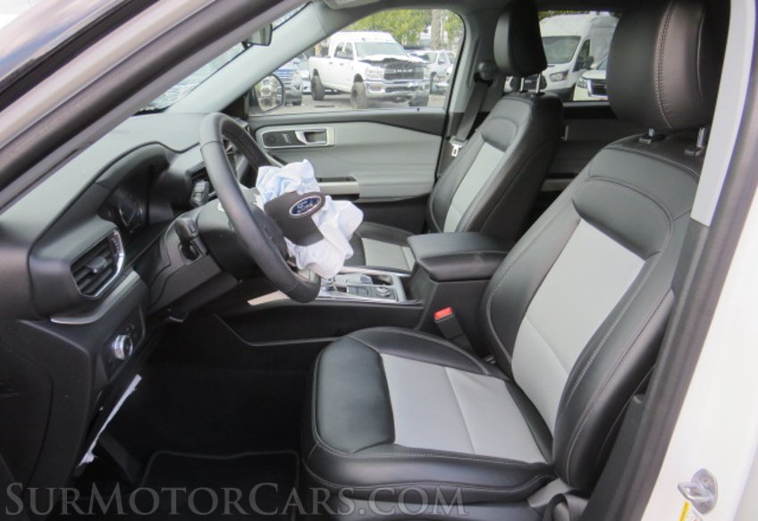 2022 Ford Explorer - Image 20