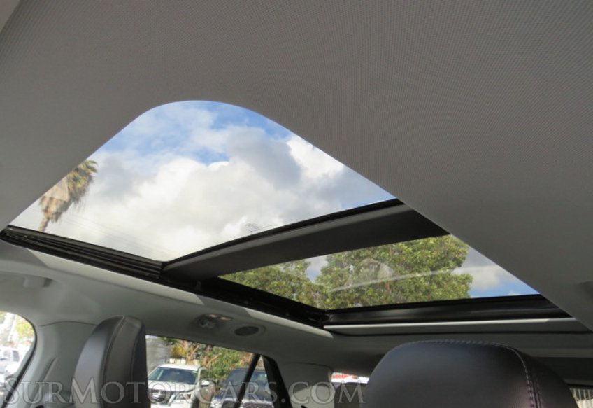 2022 Ford Explorer - Image 41