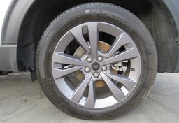 2022 Ford Explorer - Image 50