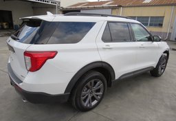 2022 Ford Explorer - Image 8