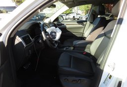 2019 Volkswagen Atlas - Image 29