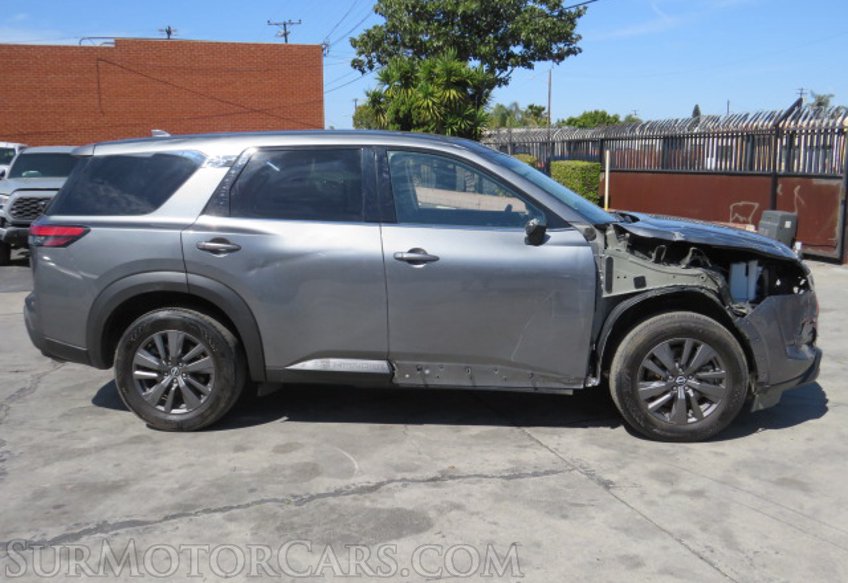 2022 Nissan Pathfinder - Image 12