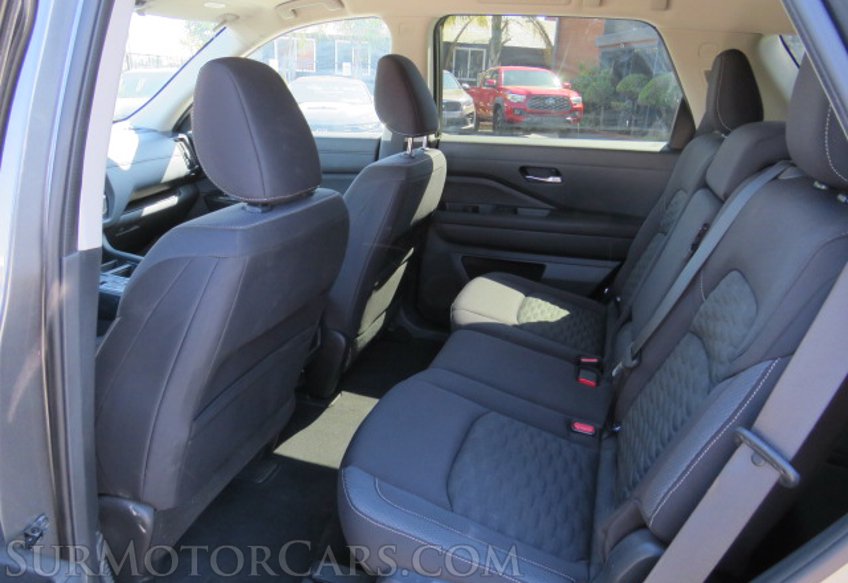 2022 Nissan Pathfinder - Image 27