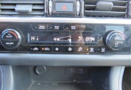 2022 Nissan Pathfinder - Image 41