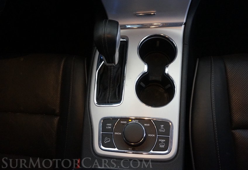 2021 Jeep Grand Cherokee - Image 32