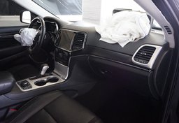 2021 Jeep Grand Cherokee - Image 19