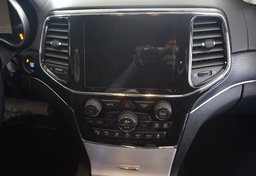 2021 Jeep Grand Cherokee - Image 29