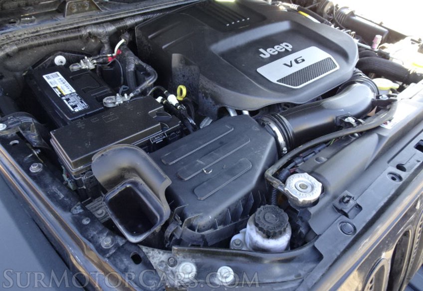 2015 Jeep Wrangler Unlimited - Image 44