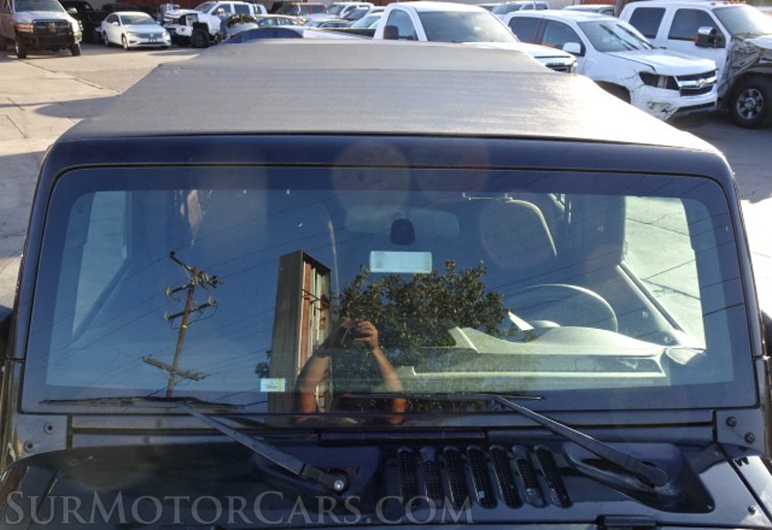 2015 Jeep Wrangler Unlimited - Image 14