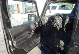 2015 Jeep Wrangler Unlimited - Image 19
