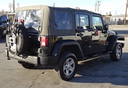 2015 Jeep Wrangler Unlimited - Image 8