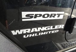 2015 Jeep Wrangler Unlimited - Image 17