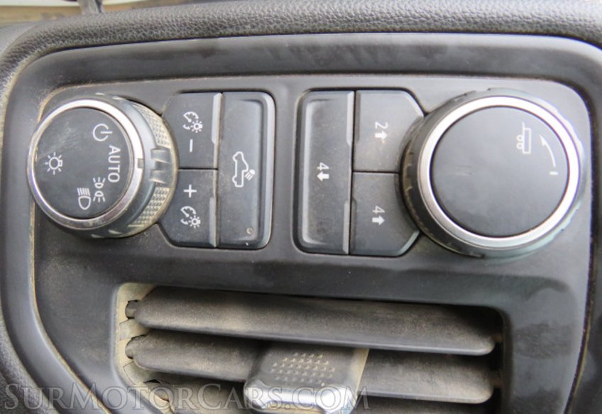 2020 Chevrolet Silverado 2500HD - Image 35