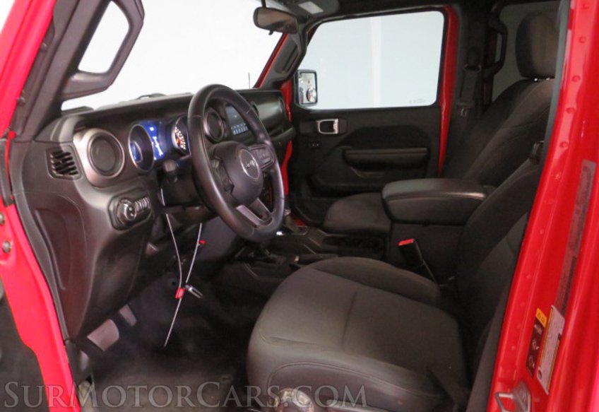 2021 Jeep Gladiator - Image 25