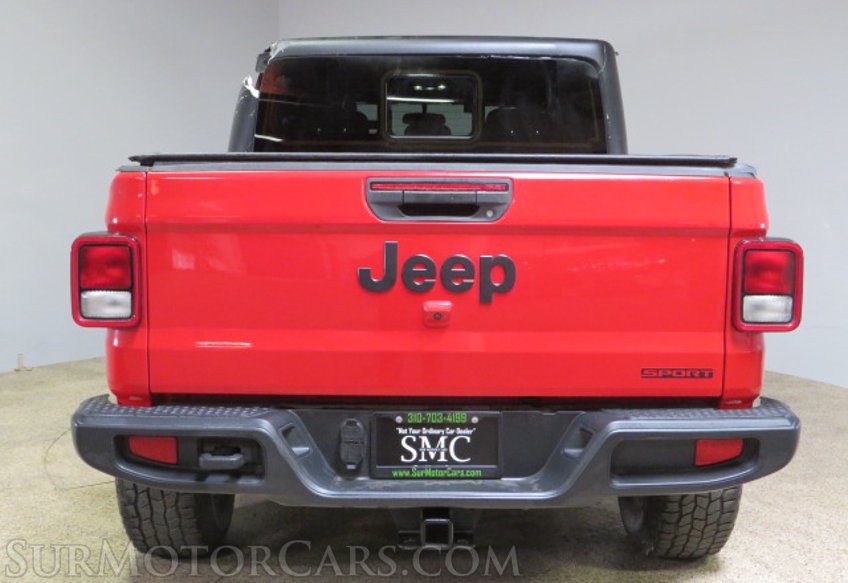 2021 Jeep Gladiator - Image 11