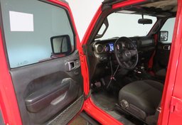 2021 Jeep Gladiator - Image 21