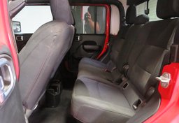 2021 Jeep Gladiator - Image 27