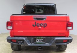 2021 Jeep Gladiator - Image 11