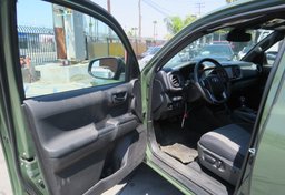 2021 Toyota Tacoma 4WD - Image 22