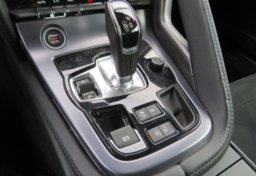 2018 Jaguar F-TYPE - Image 45