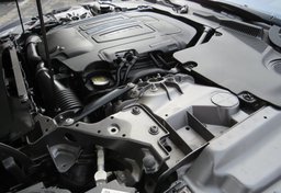 2018 Jaguar F-TYPE - Image 19