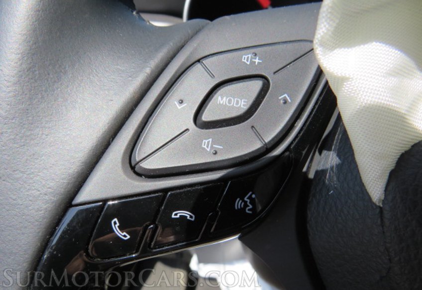 2021 Toyota C-HR - Image 44