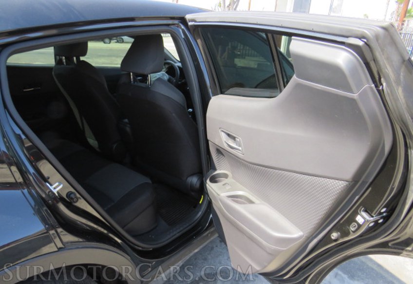 2021 Toyota C-HR - Image 27