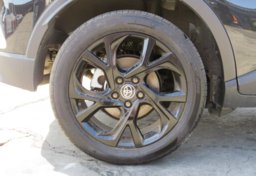 2021 Toyota C-HR - Image 11