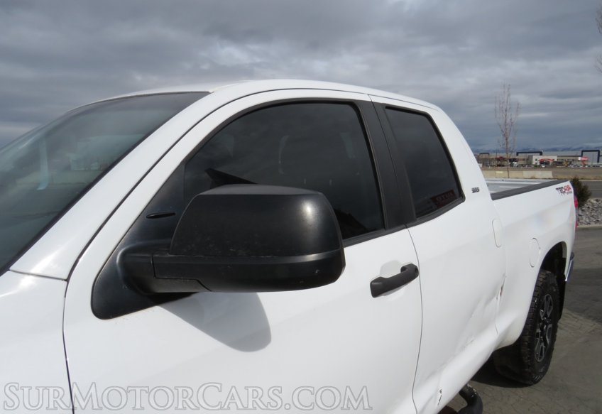 2014 Toyota Tundra 4WD Truck - Image 12