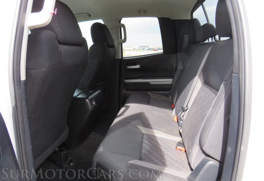 2014 Toyota Tundra 4WD Truck - Image 29