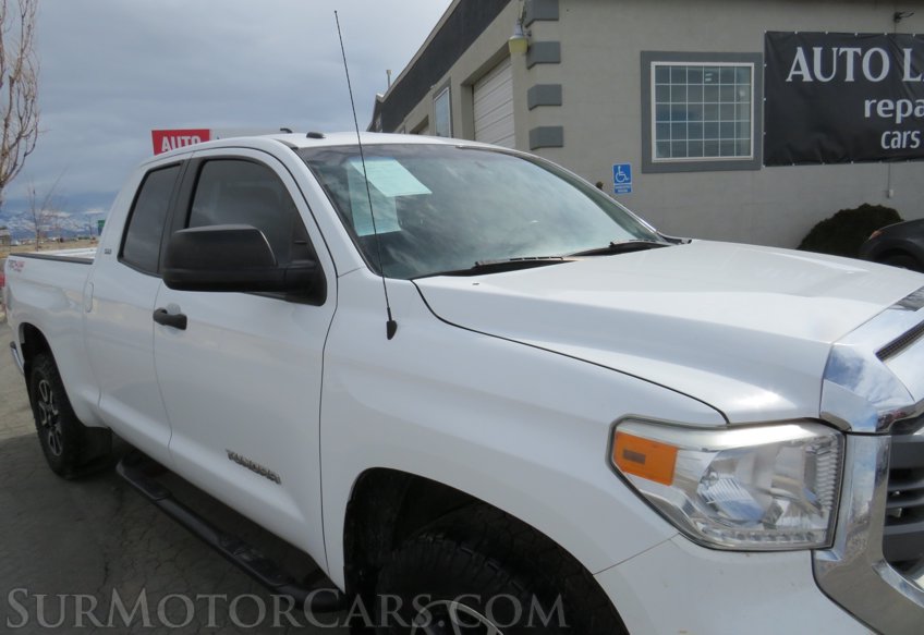 2014 Toyota Tundra 4WD Truck - Image 15
