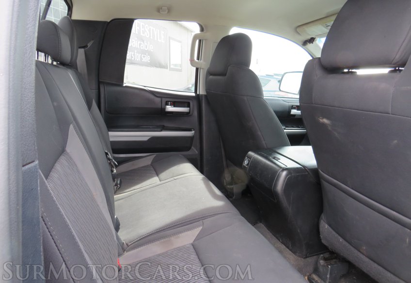 2014 Toyota Tundra 4WD Truck - Image 30