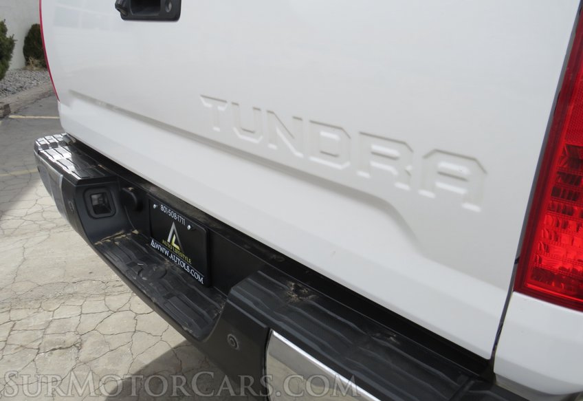 2014 Toyota Tundra 4WD Truck - Image 20