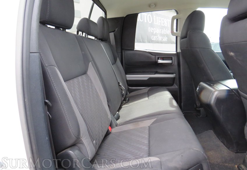 2014 Toyota Tundra 4WD Truck - Image 31