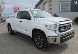 2014 Toyota Tundra 4WD Truck - Image 3