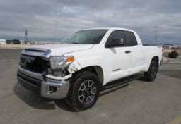 2014 Toyota Tundra 4WD Truck - Image 4