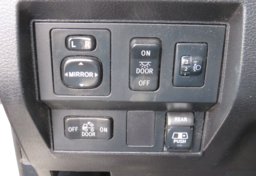 2014 Toyota Tundra 4WD Truck - Image 46