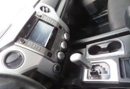 2014 Toyota Tundra 4WD Truck - Image 36