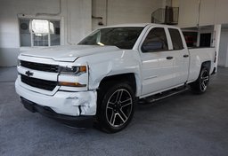2017 Chevrolet Silverado 1500 - Image 3