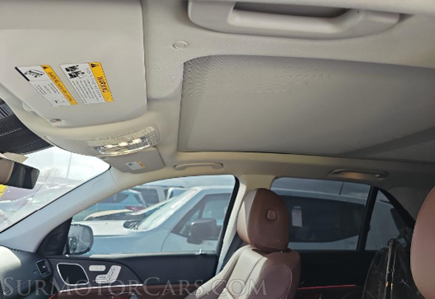 2024 Mercedes-Benz GLE - Image 12