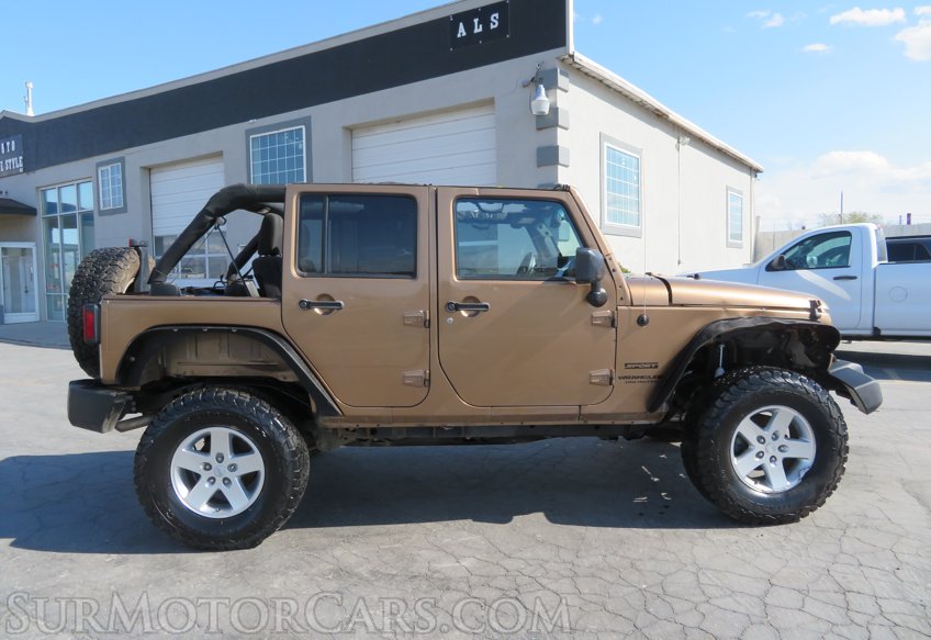 2015 Jeep Wrangler Unlimited - Image 9