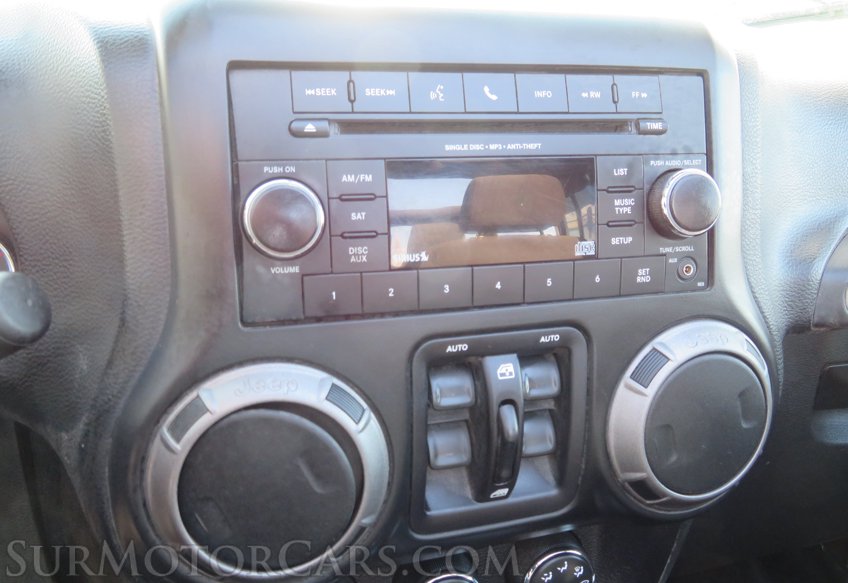2015 Jeep Wrangler Unlimited - Image 27