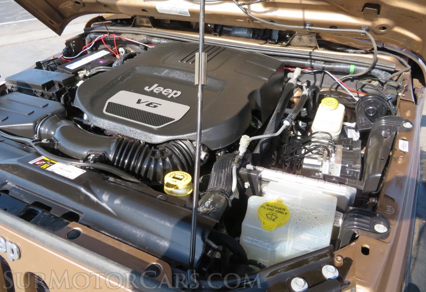 2015 Jeep Wrangler Unlimited - Image 38