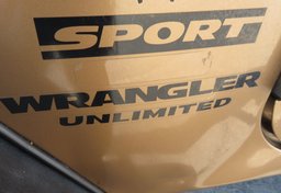 2015 Jeep Wrangler Unlimited - Image 14