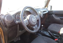 2015 Jeep Wrangler Unlimited - Image 16