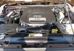 2015 Jeep Wrangler Unlimited - Image 37