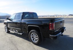 2017 GMC Sierra 1500 - Image 5