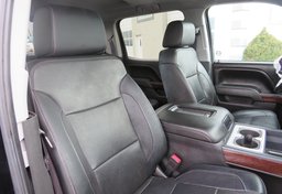 2017 GMC Sierra 1500 - Image 28